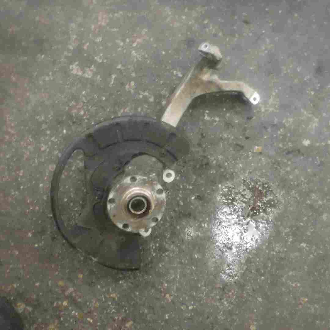 Volkswagen Phaeton 2002-2006 3.0 TDi Passenger NSF Front Hub Carrier W Bearing