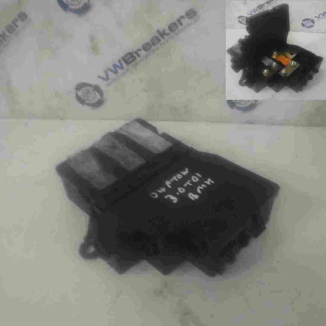 Volkswagen Phaeton 2002-2006 Battery Main Fuse Box 3D0937576A