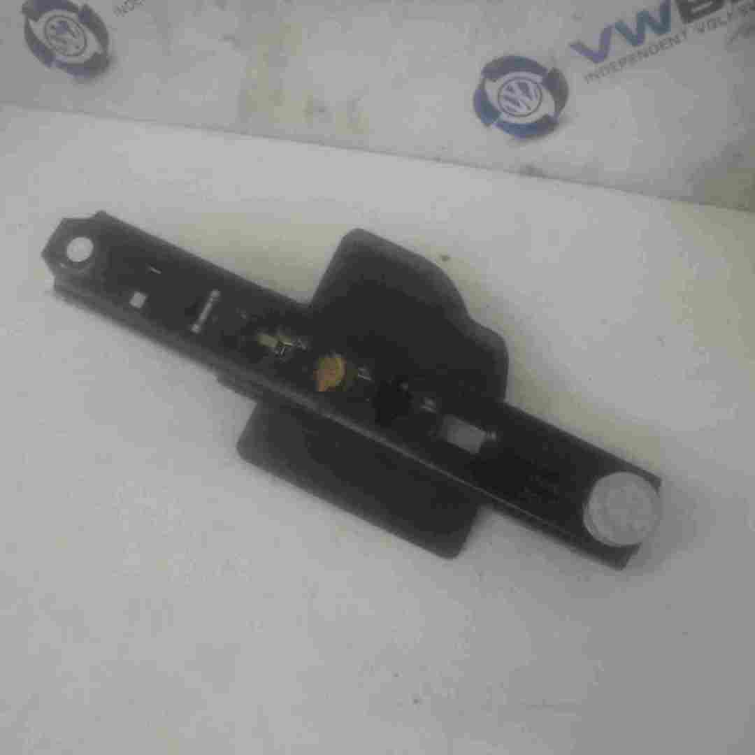 Volkswagen Phaeton 2002-2006 Drivers OSF Front Seatbelt Height Adjuster