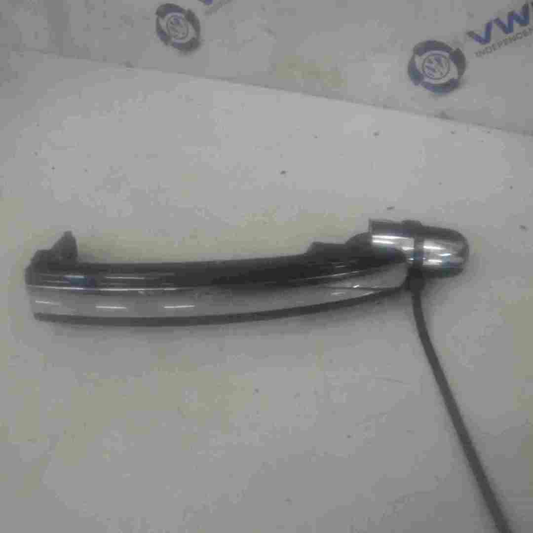 Volkswagen Phaeton 2002-2006 Drivers OSR Rear Black Chrome Exterior Door Handle