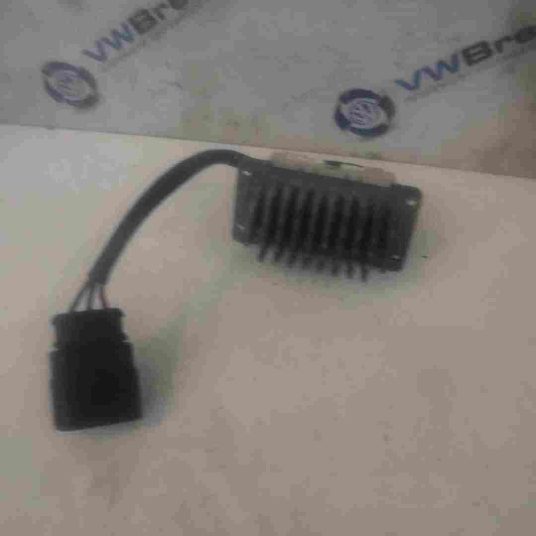 Volkswagen Phaeton 2002-2006 Heater Blower Fan Resistor Control 3D0907521
