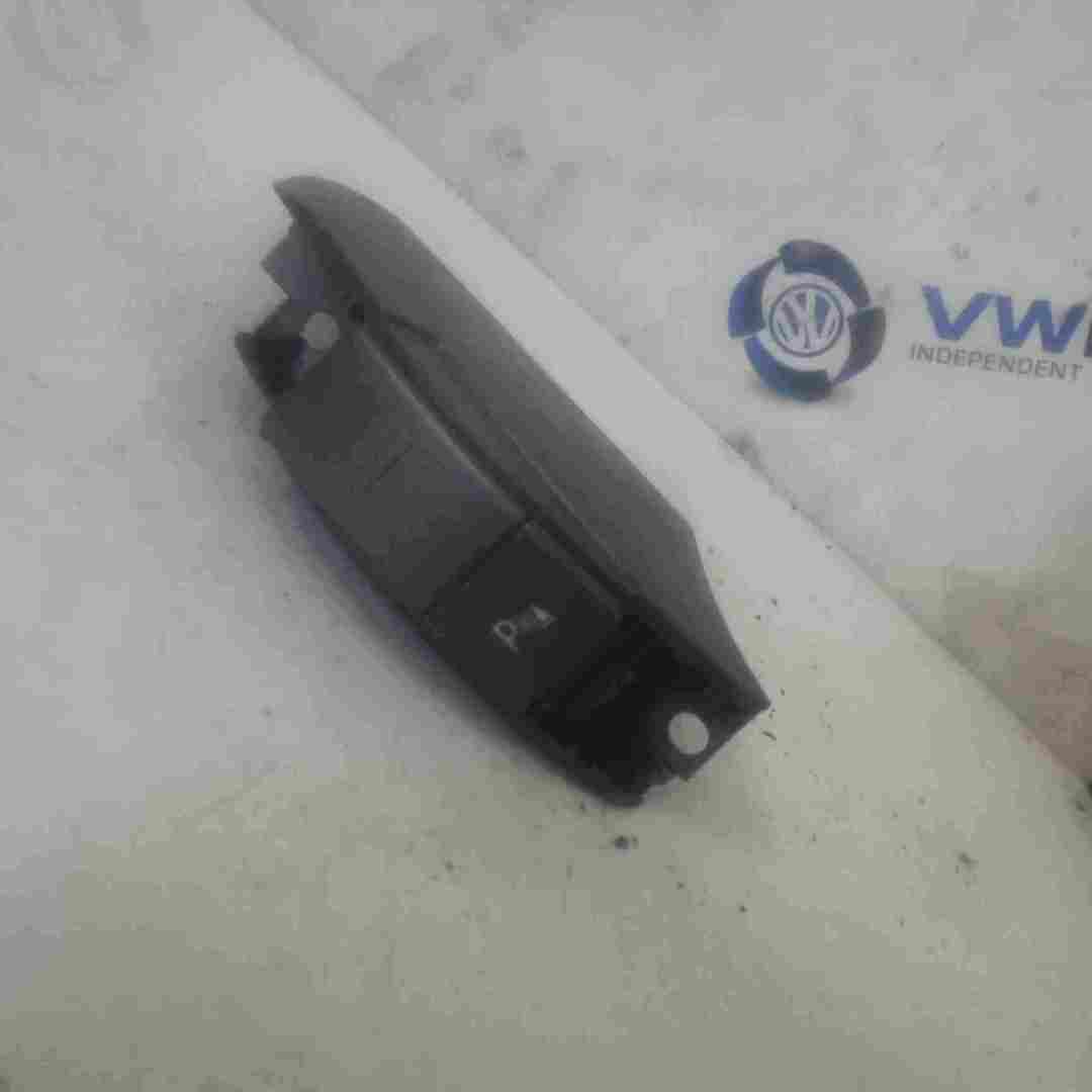 Volkswagen Phaeton 2002-2006 PDC Parking Aid Sensor Control Button Switch