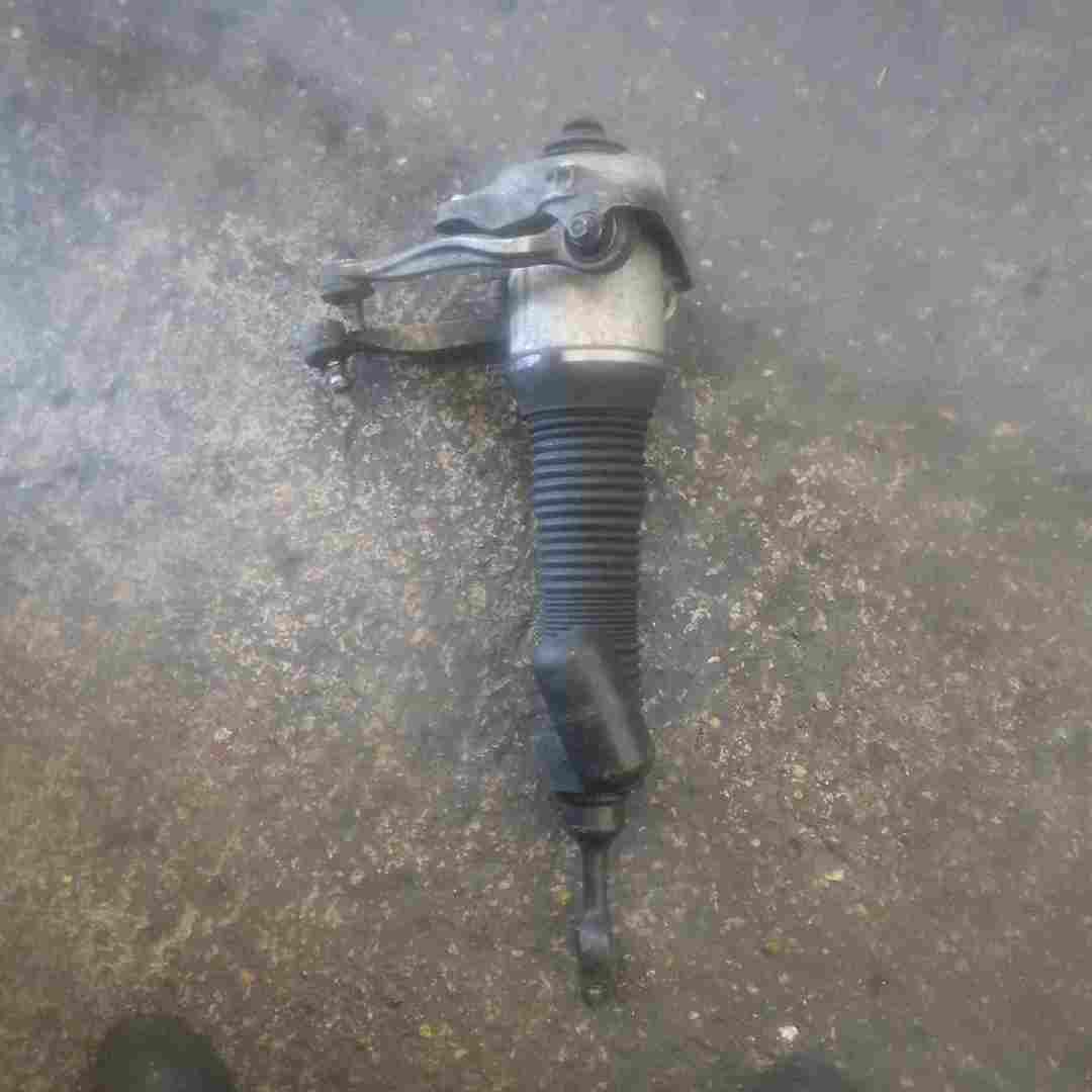 Volkswagen Phaeton 2002-2006 Passenger NSF Front Air Suspension Shock Absorber