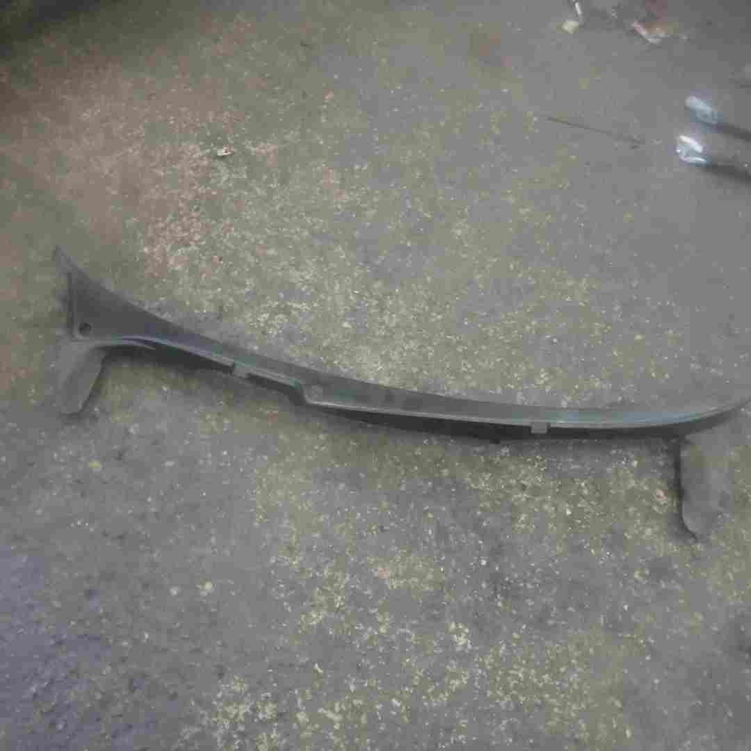 Volkswagen Phaeton 2002-2006 Windscreen Wiper Scuttle Panel Cover Plastic