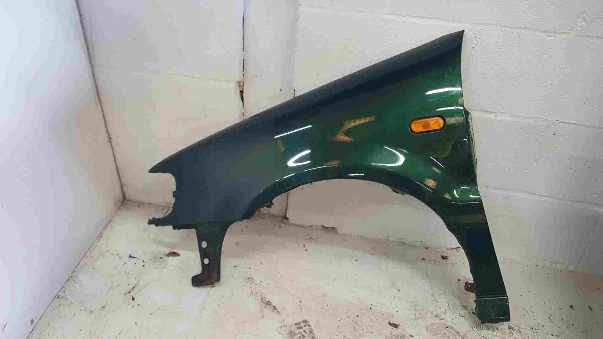 Volkswagen Polo 1995-1999 6N Drivers Os OSF Wing Green Panel Lc6m