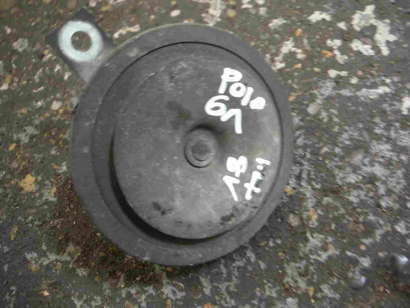 Volkswagen Polo 1995-1999 6N Horn Beep