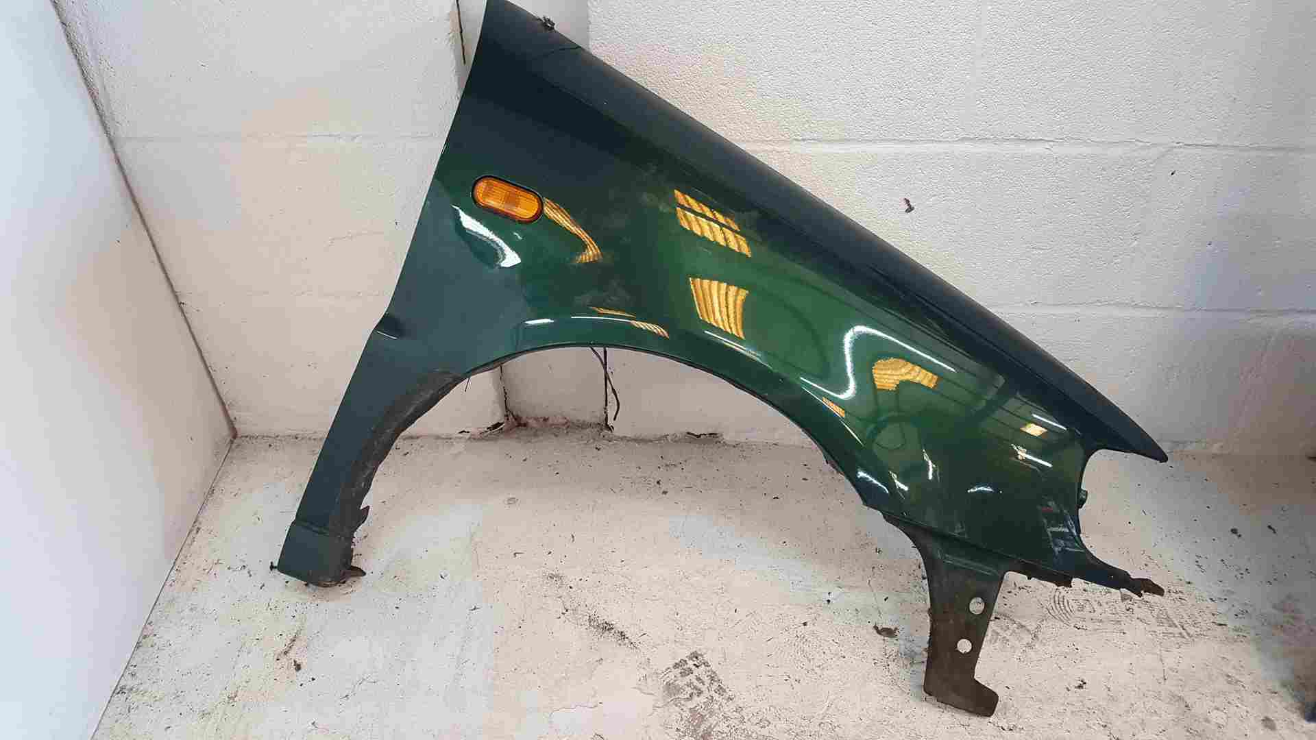 Volkswagen Polo 1995-1999 6N Passenger Ns NSF Wing Green Panel Lc6m