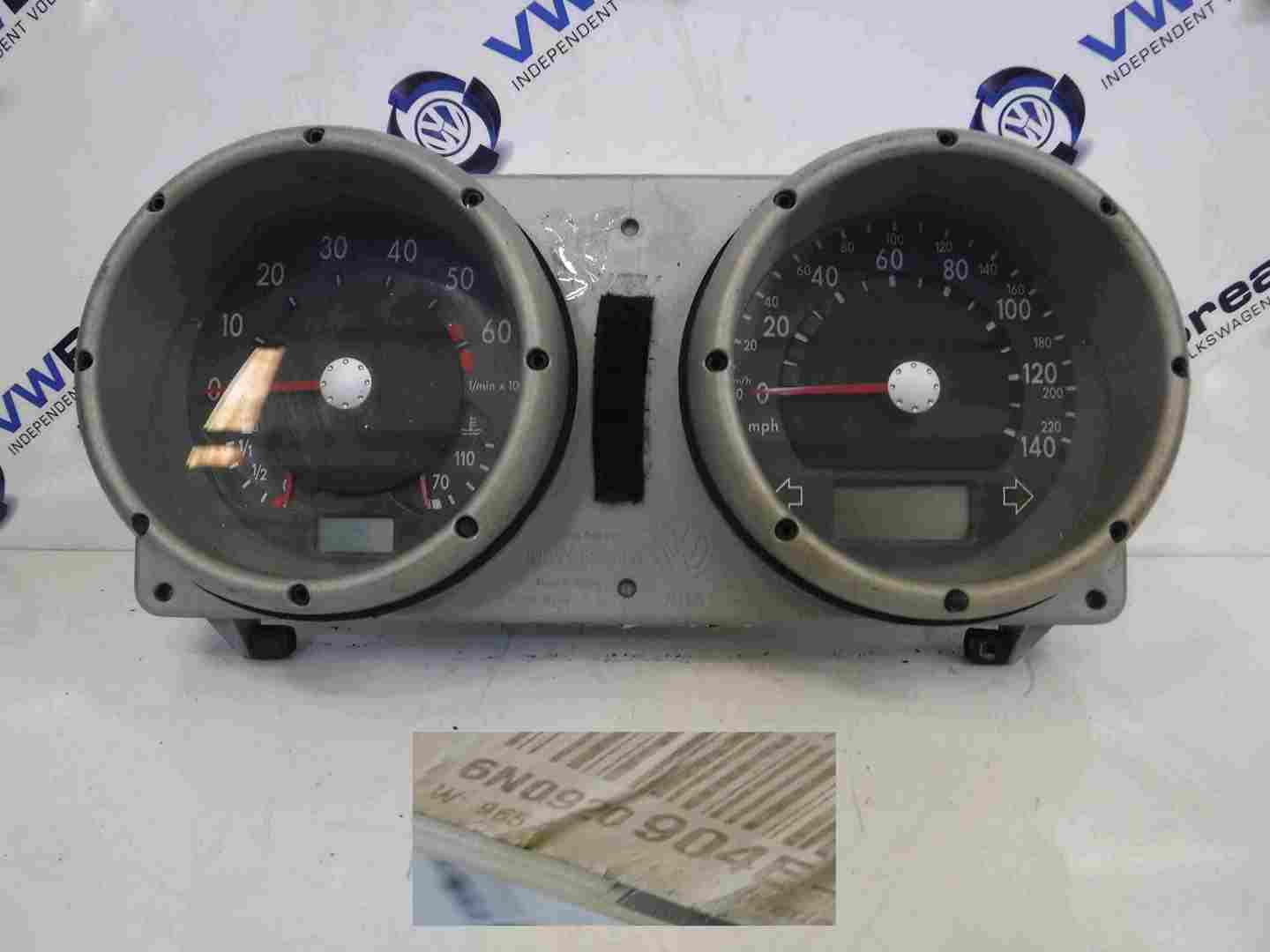 Volkswagen Polo 19992003 6N2 Instrument Panel Dials Gauges Auto 106K