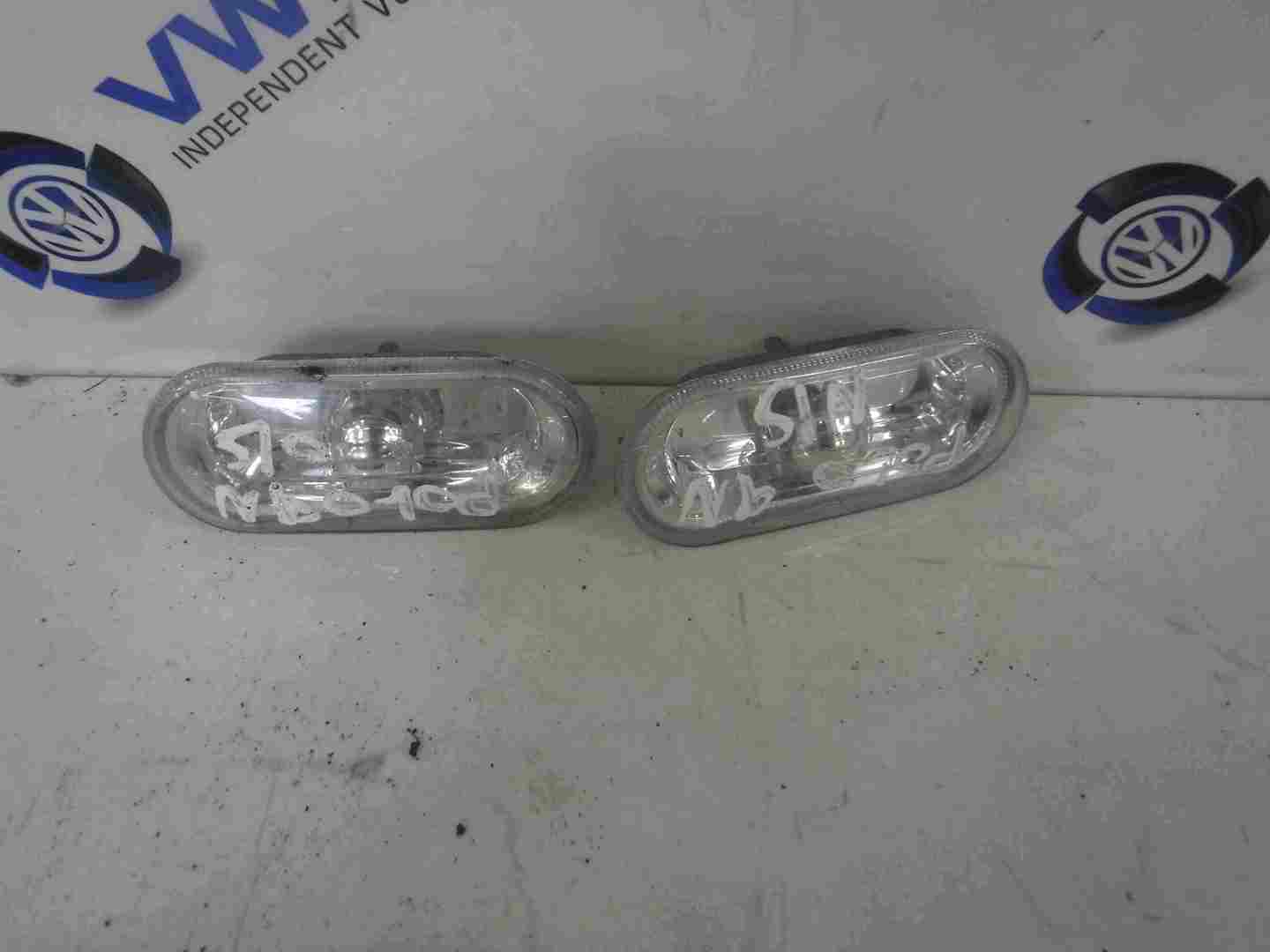 Volkswagen Polo 2003-2006 9N Side Indicator Repeater Pair