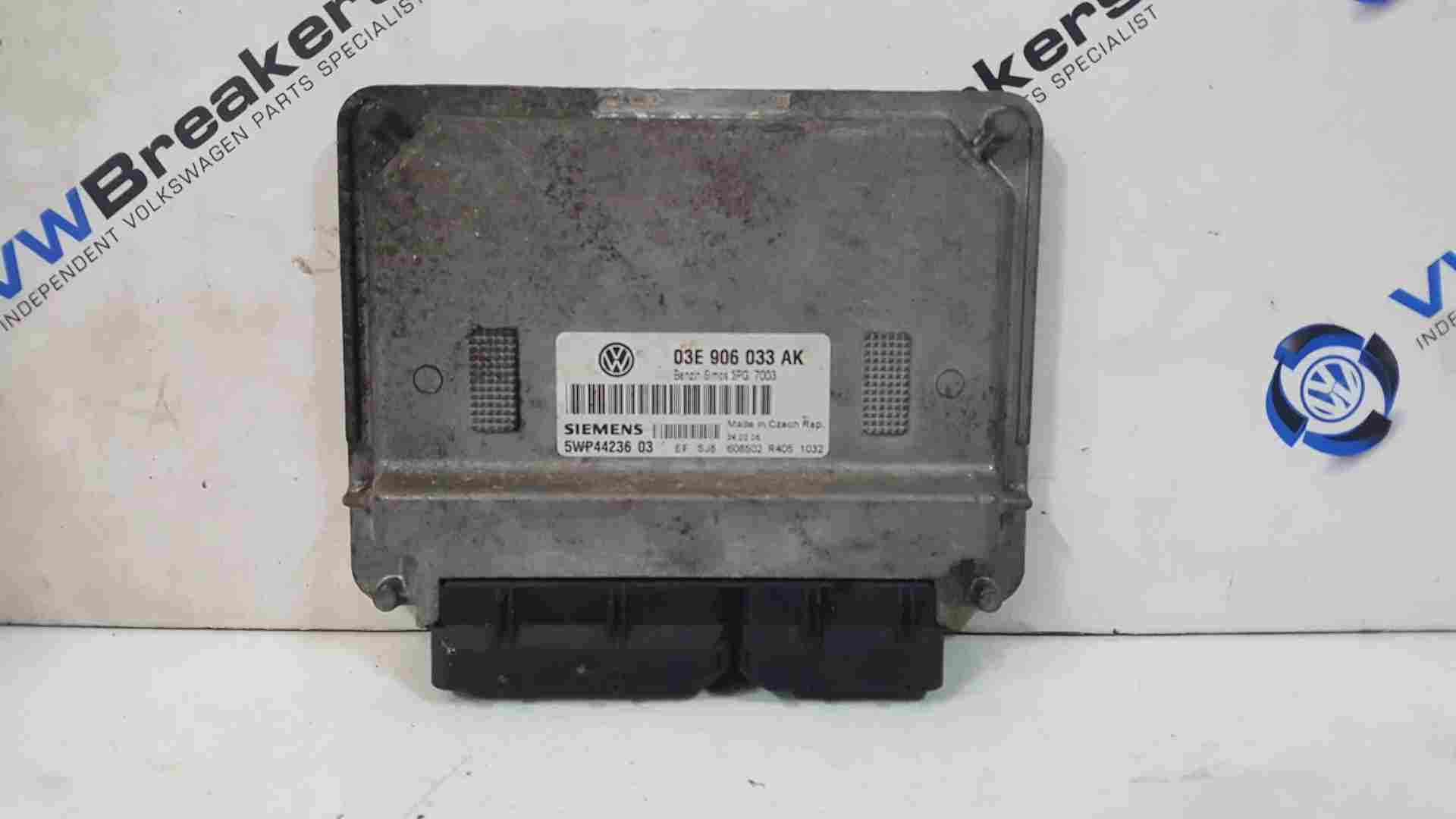 Volkswagen Polo 2006-2008 9N3 Engine Control Unit ECU Computer 03E906033ak BME