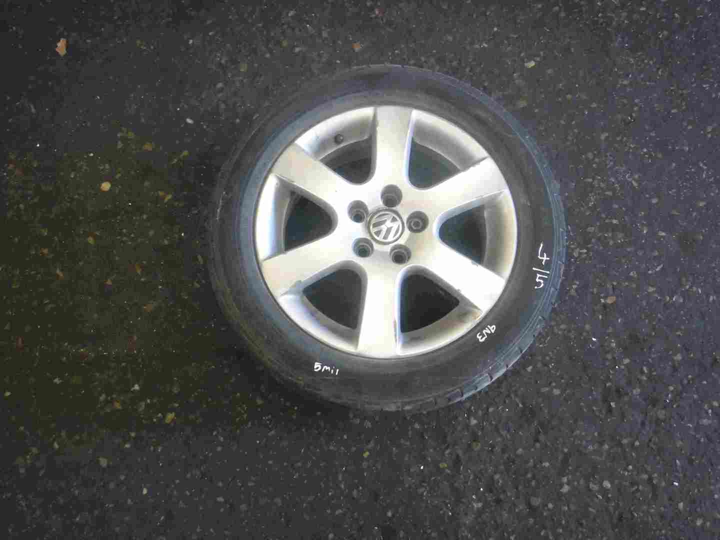 Volkswagen Polo 2006-2008 Charade Alloy Wheel 15inch 5 Stud + 195 55 15 5mm