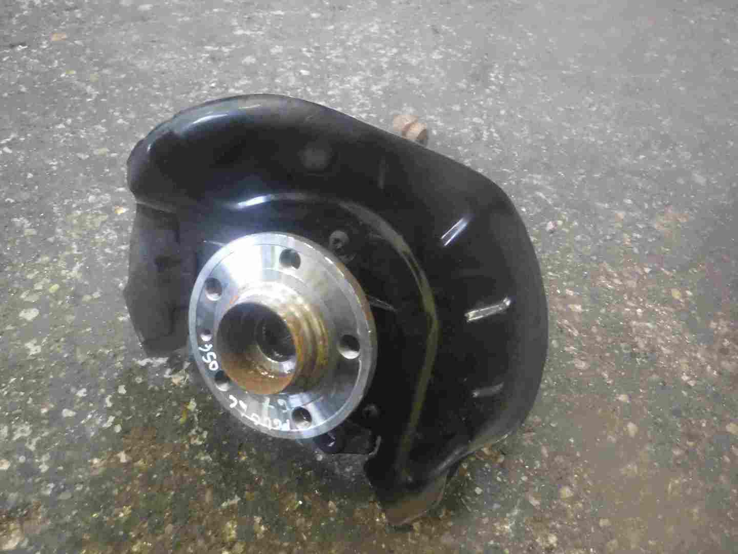 Volkswagen Polo 6C 2014-2017 1.2  Drivers OSF Front Wheel HUB 