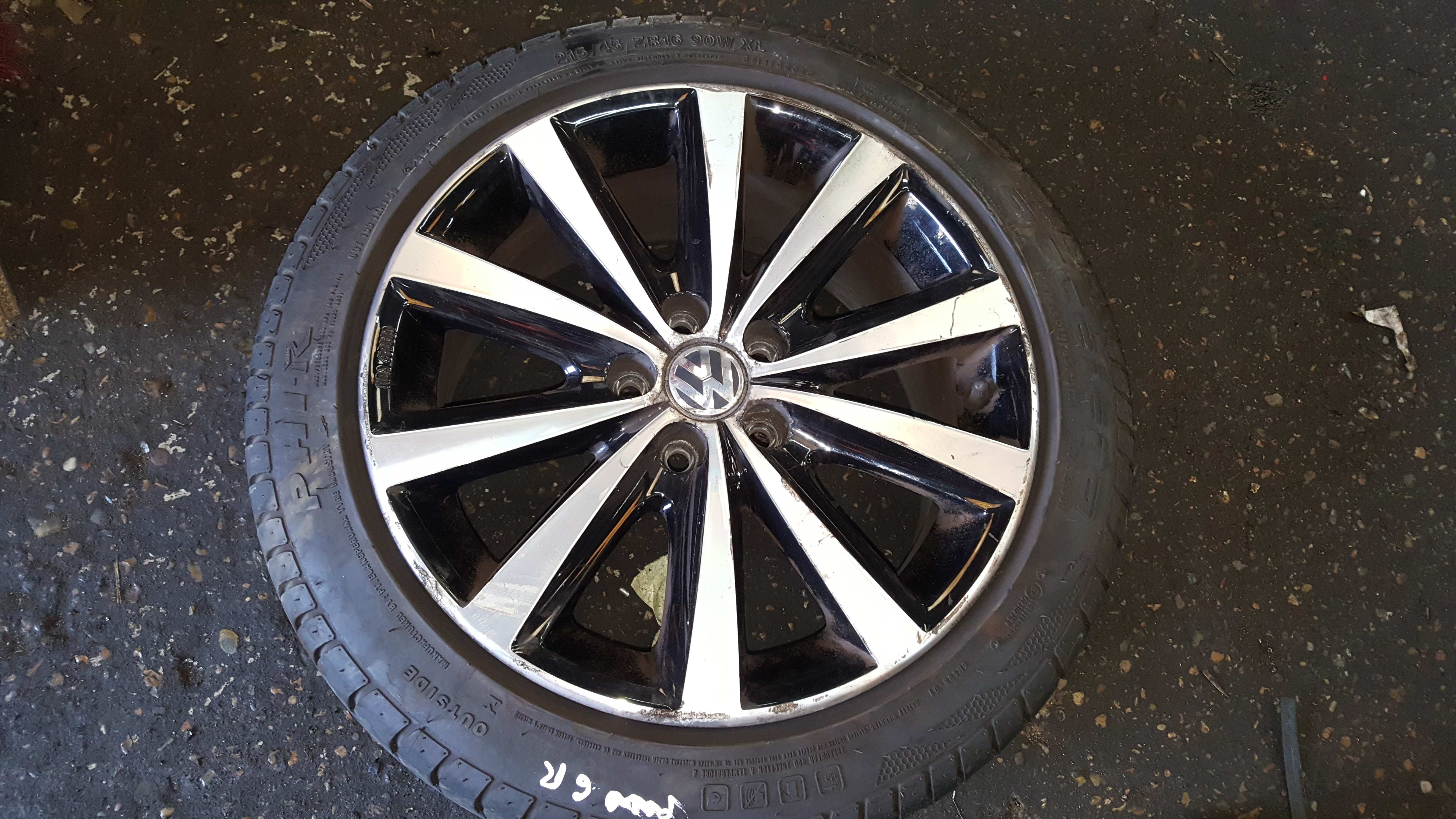 Volkswagen Polo 6C 2014-2017 Alloy Wheel 6R0601025n Black insert 3/5 215 45 16