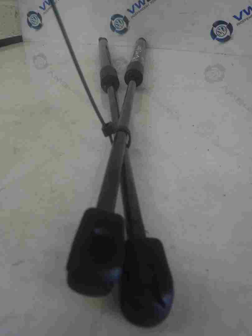 Volkswagen Polo 6C 2014-2017 Boot Gas Struts Pair 6R6827550C