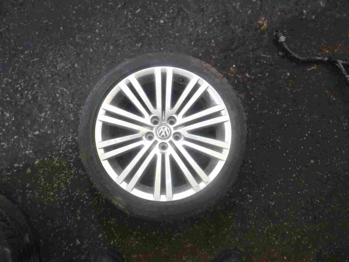 Volkswagen Polo 6C GT 2014-2017 Alloy Wheel 17inch + Tyre 215 40 17 8mm