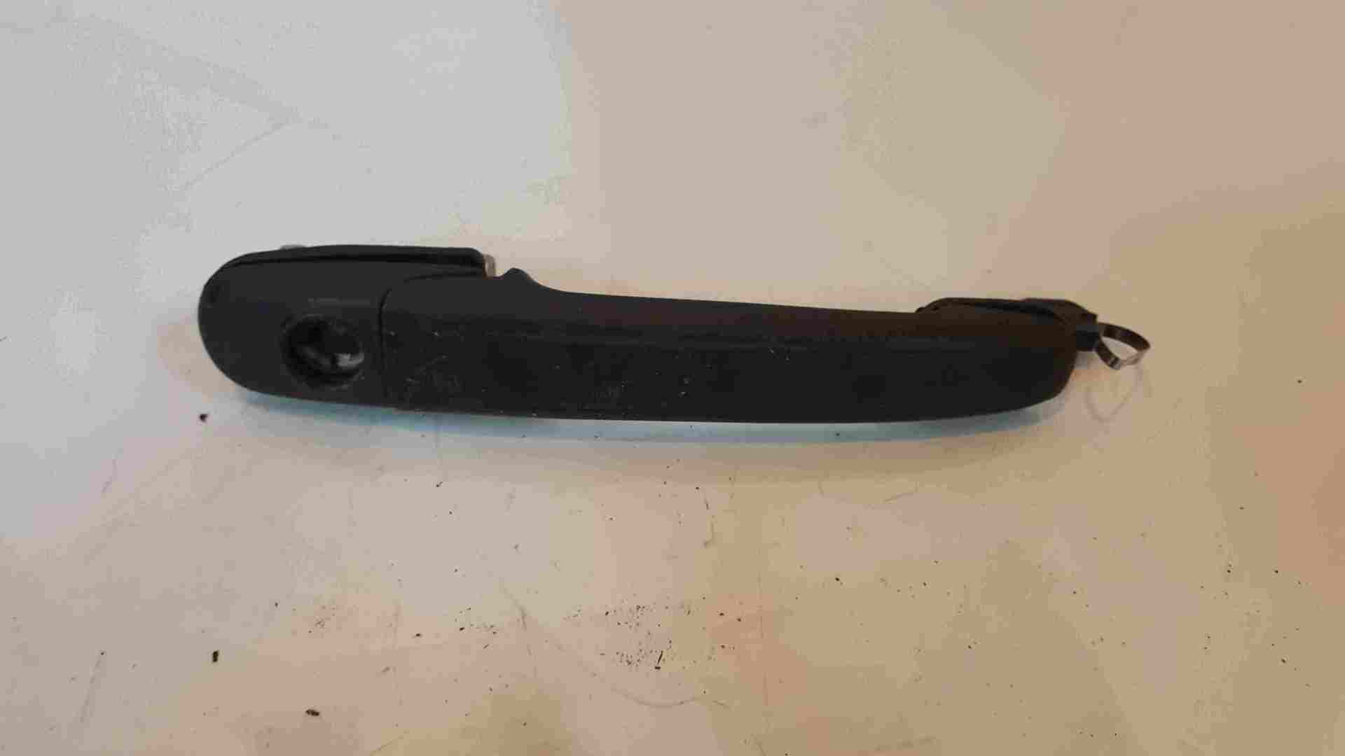 Volkswagen Polo 6N 1995-1999 Passenger NSF Front Exterior Door Handle