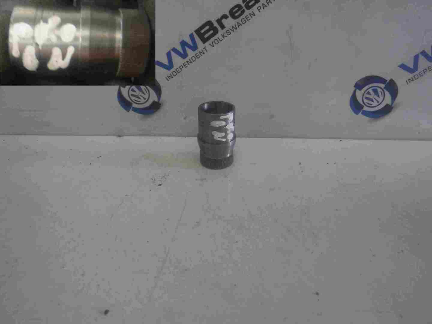 Volkswagen Polo 6N 1995-1999 Steering Column Boss Collet Sleeve