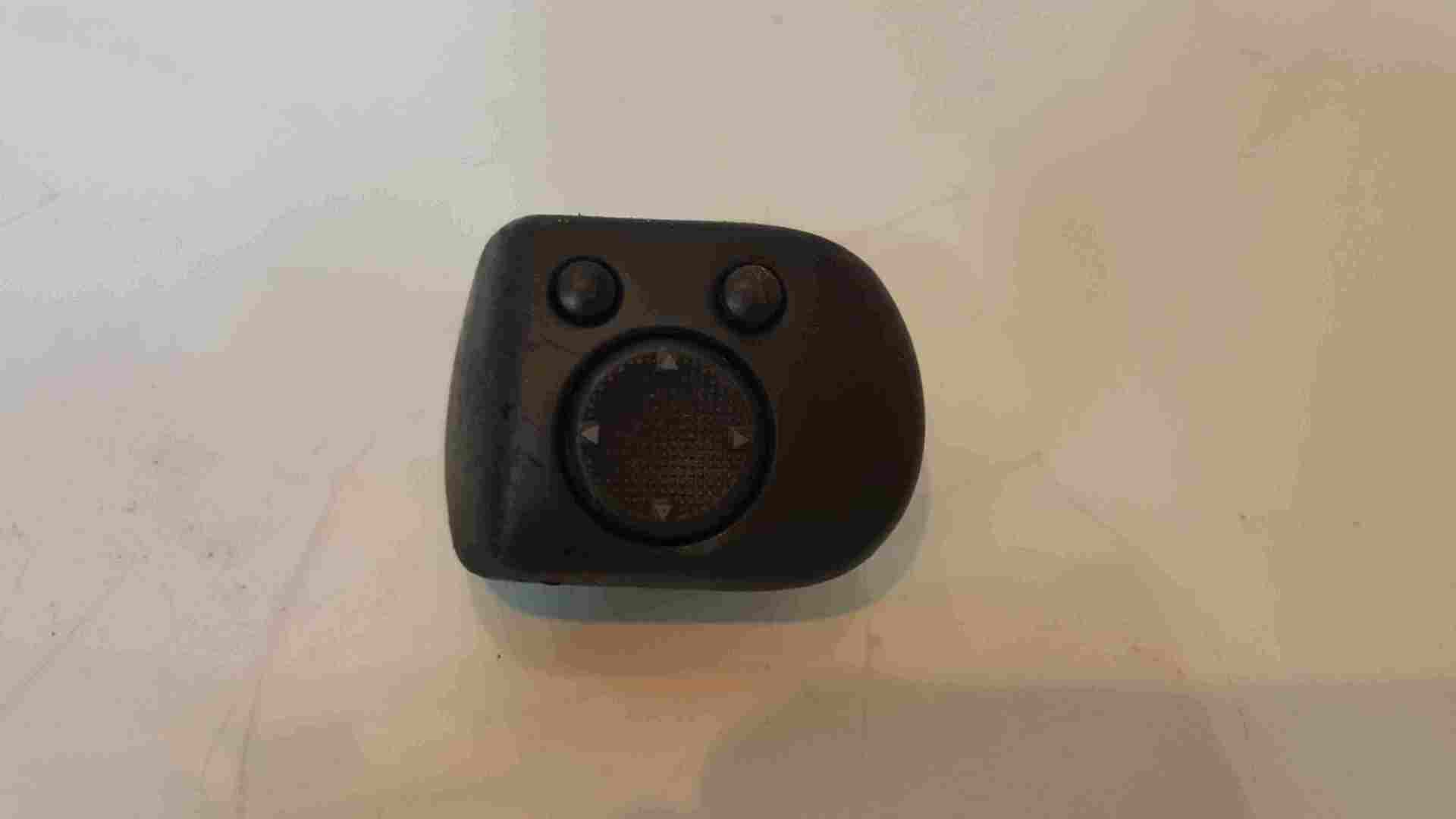 Volkswagen Polo 6N 1995-1999 Wing Mirror Adjuster Switch 1H2959565