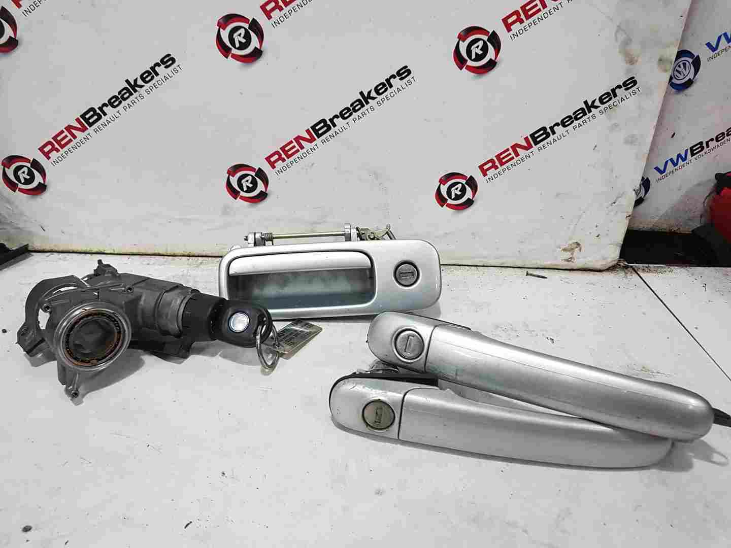 Volkswagen Polo 6N2 1999-2003 Boot Ignition Barrel KEY Lock SET Doors 357905851F