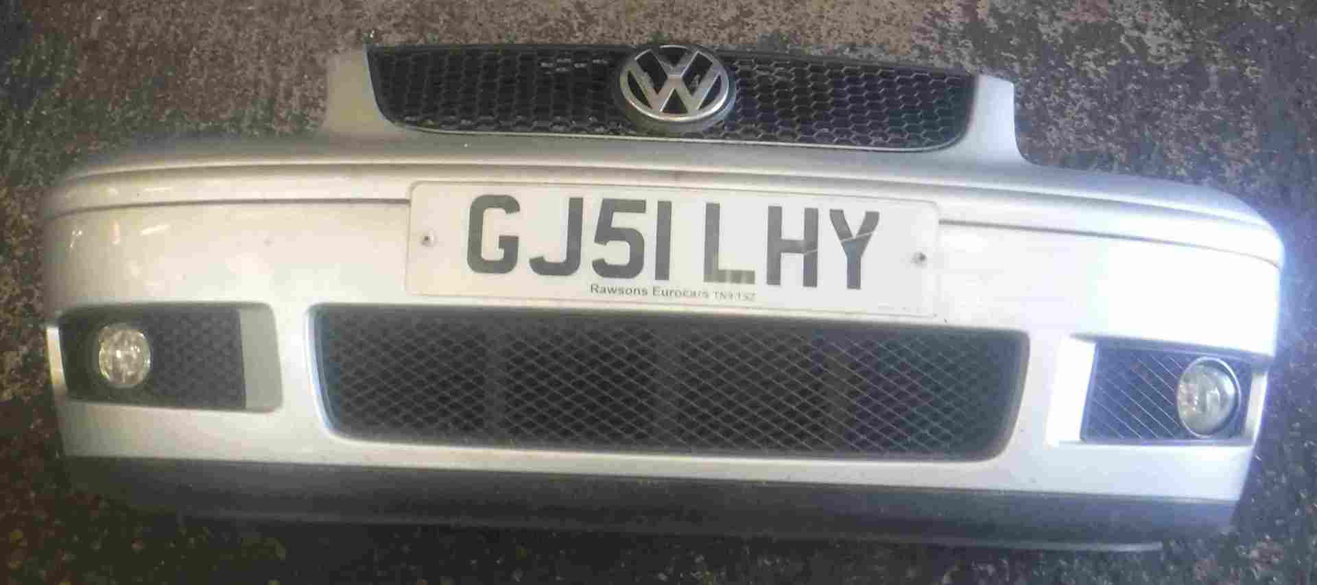 Volkswagen Polo 6N2 1999-2003 Front Bumper Silver LA7W