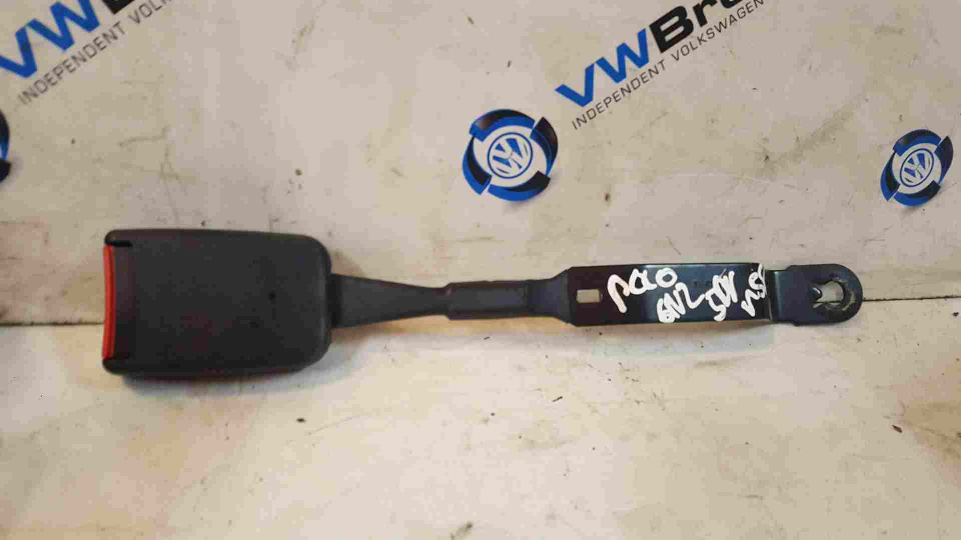 Volkswagen Polo 6N2 1999-2003 Passenger NSF Front Seat Belt Buckle Clip 