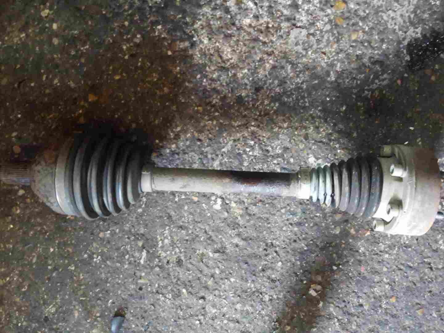 Volkswagen Polo 6R 2009-2014 1.2 TDI Passenger NSF Front Driveshaft Manual
