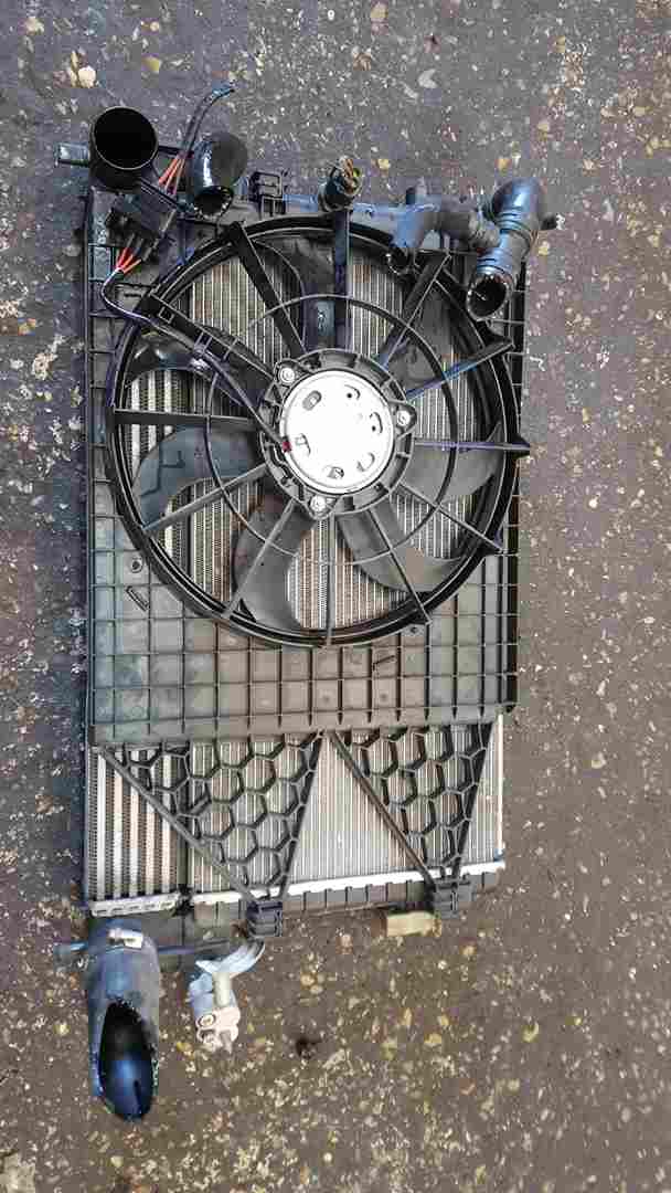 Volkswagen Polo 6R 2009-2014 1.6Tdi Radiator RAD Pack Cooling FAN 6R0820411D