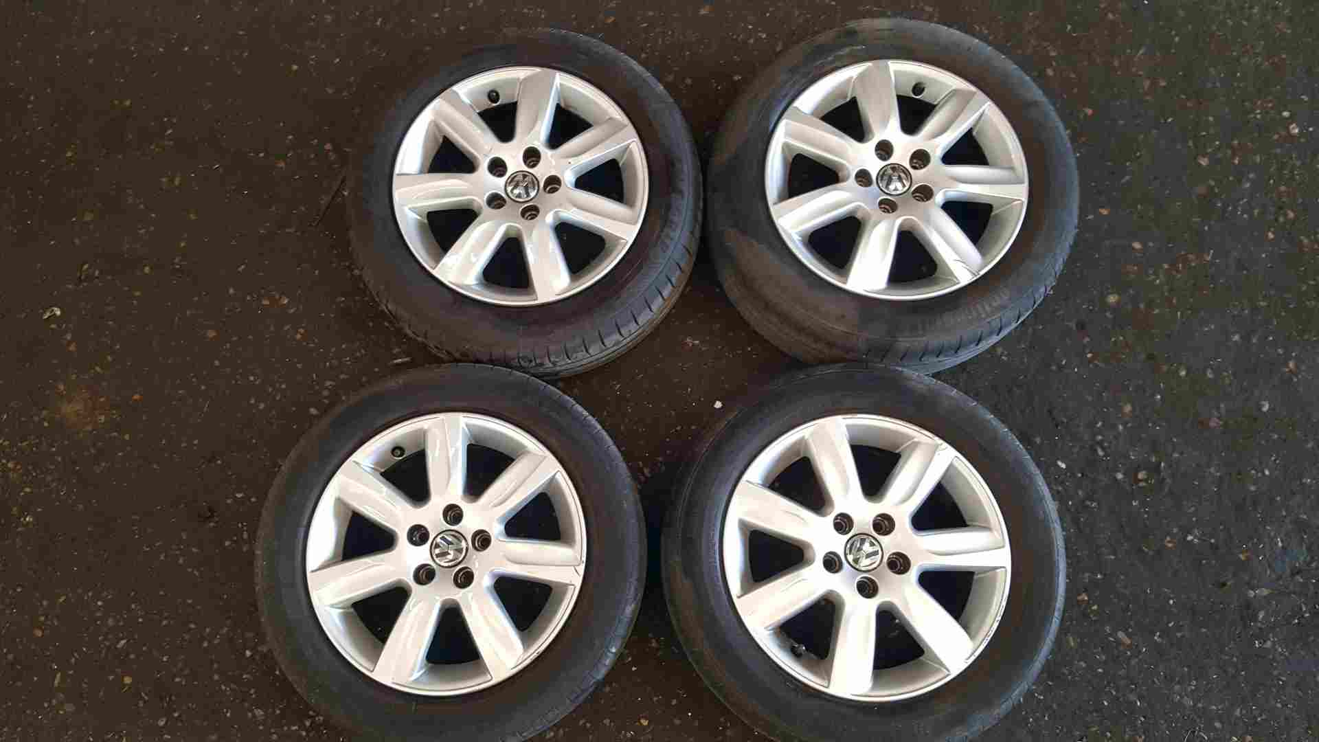 Volkswagen Polo 6R 2009-2014 7 Spoke Alloy Wheels SET X4 15Inch 4/5 6R0601025l