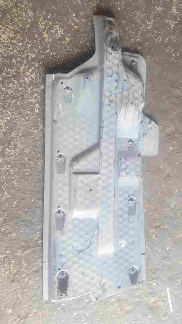 Volkswagen Polo 6R 2009-2014 Driver Side Under Tray Dust Guard 6Q0825202m