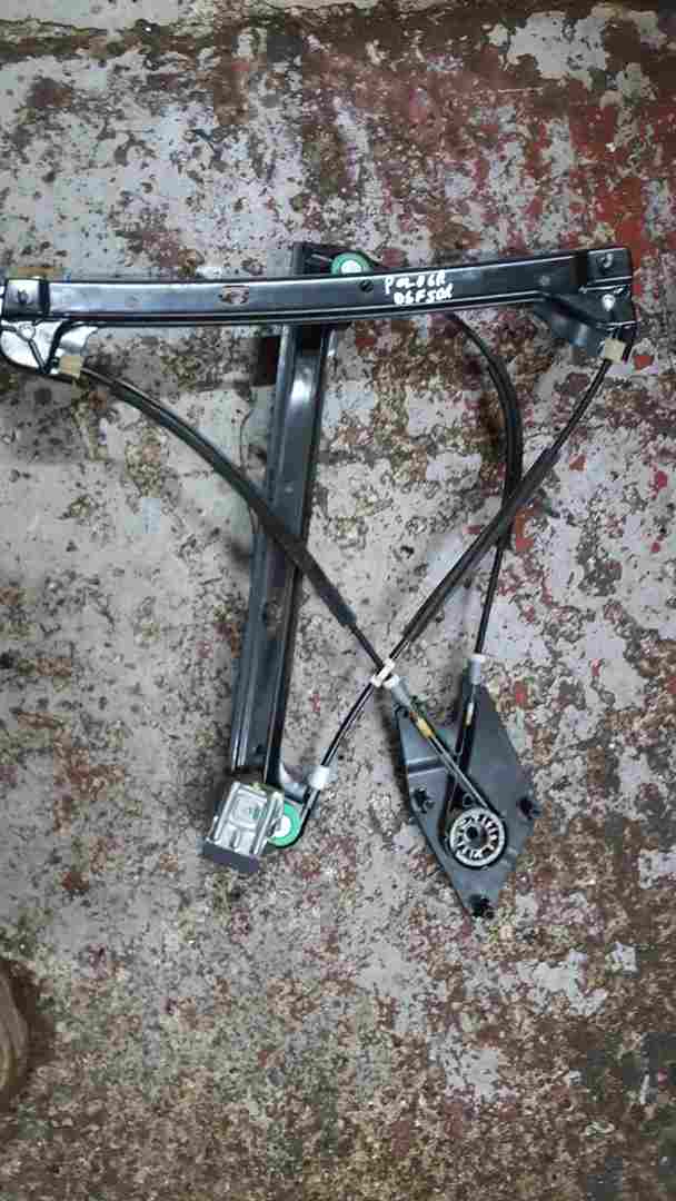 Volkswagen Polo 6R 2009-2014 Drivers OSF Front Window Motor Regulator 3Dr