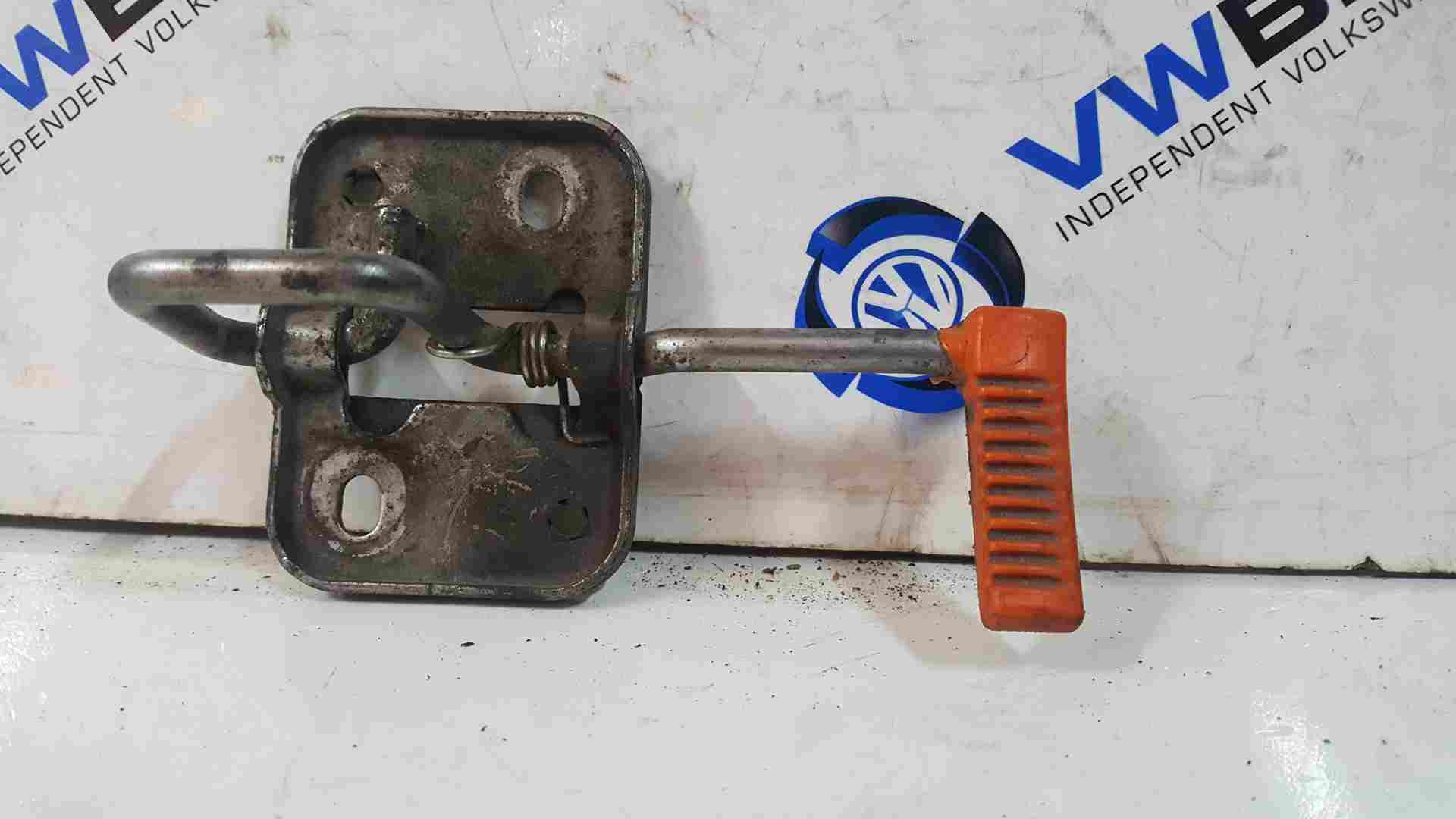 Volkswagen Polo 6R 2009-2014 Front Bonnet Catch Latch Lock Mechanism 6R0823186C