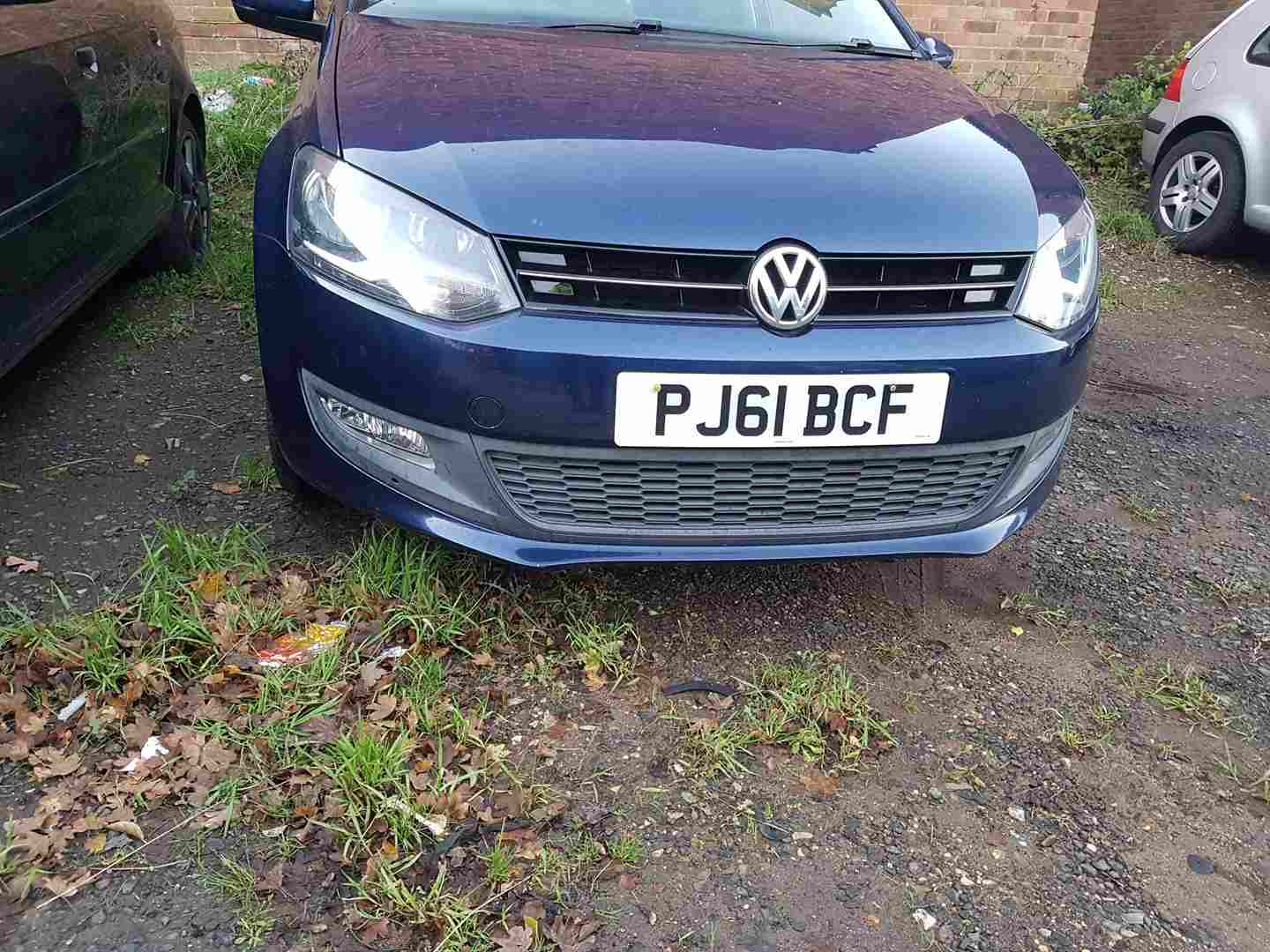Volkswagen Polo 6R 2009-2014 Front Bumper Blue Ld5q + UPPER + LOWER GRILL