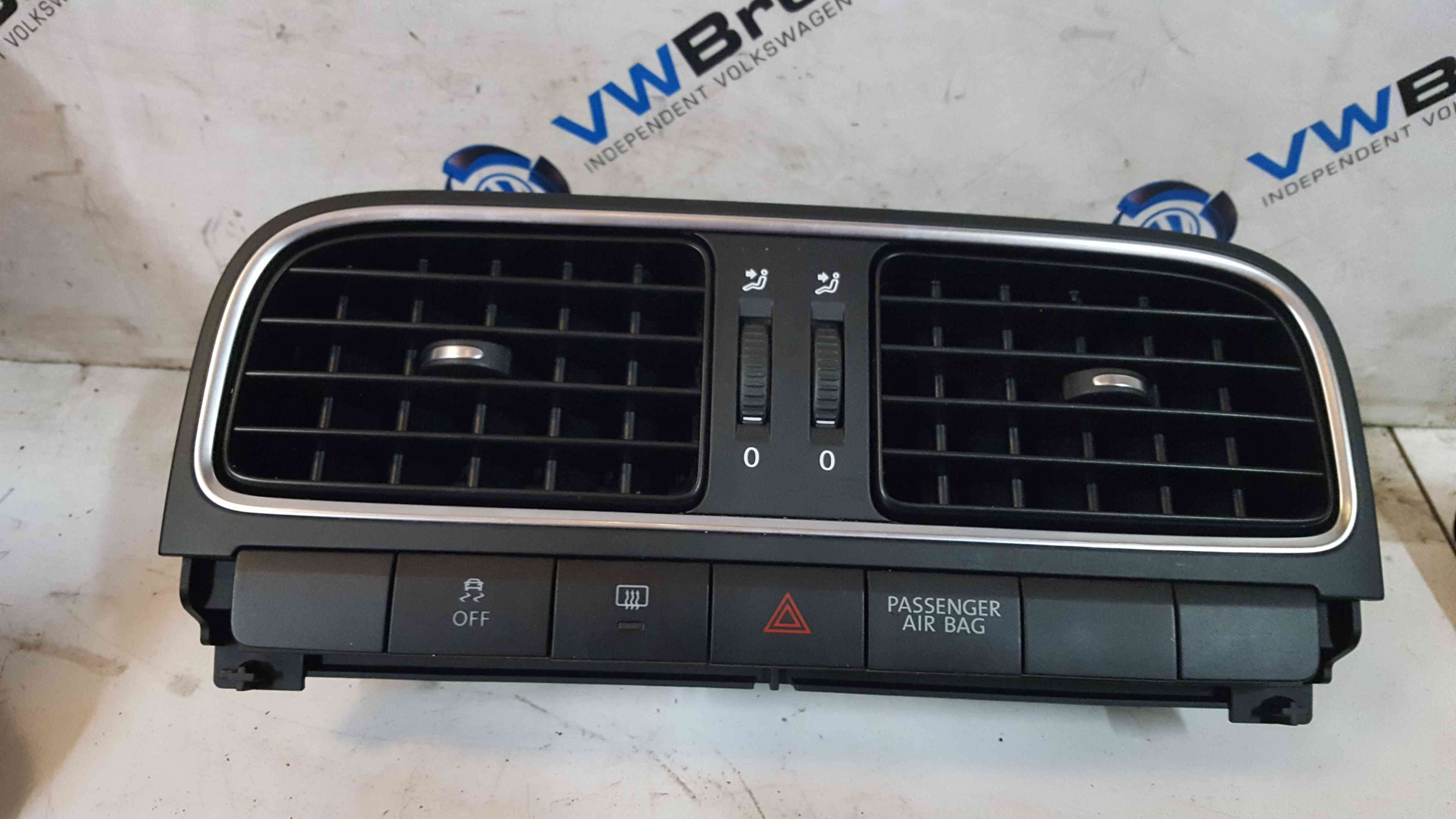 Volkswagen Polo 6R 2009-2014 Middle Heater Vents + Buttons 6R0819728r