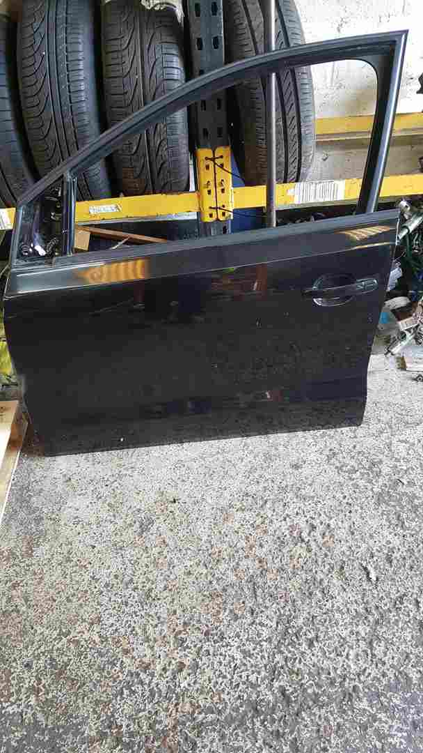 Volkswagen Polo 6R 2009-2014 NSF Door Passenger Front Black Lc9x Badly Painted 