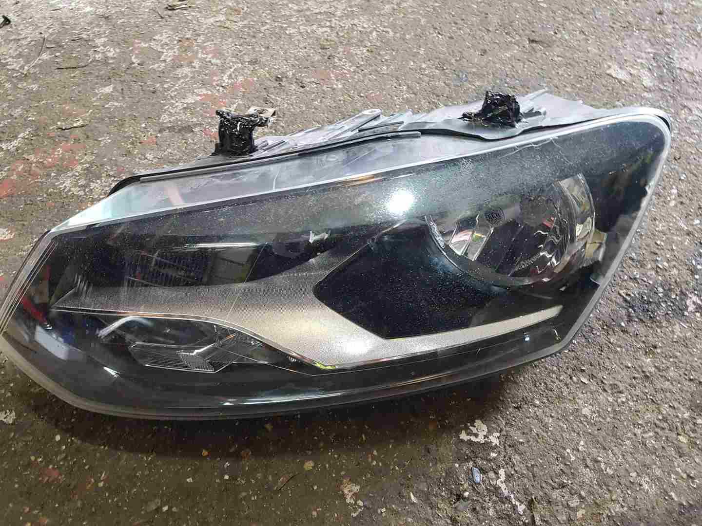 Volkswagen Polo 6R 2009-2014 Passenger NSF Front Headlight Broken Bracket