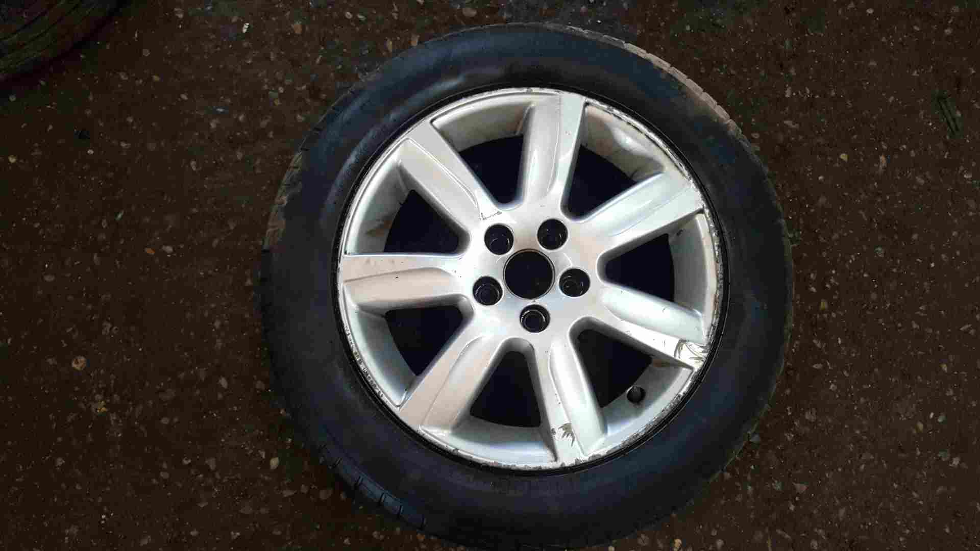 Volkswagen Polo 6R 2009-2014 Riverside Alloy Wheel + Tyre 185 60 15 4Mm 3/5