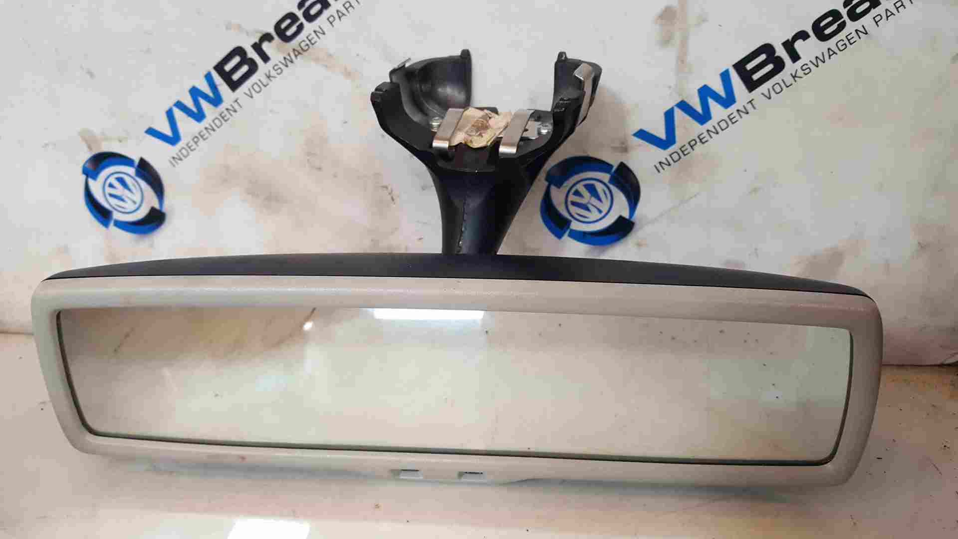 Volkswagen Polo 6R 2009-2015 Rear View Mirror Dimming 026141