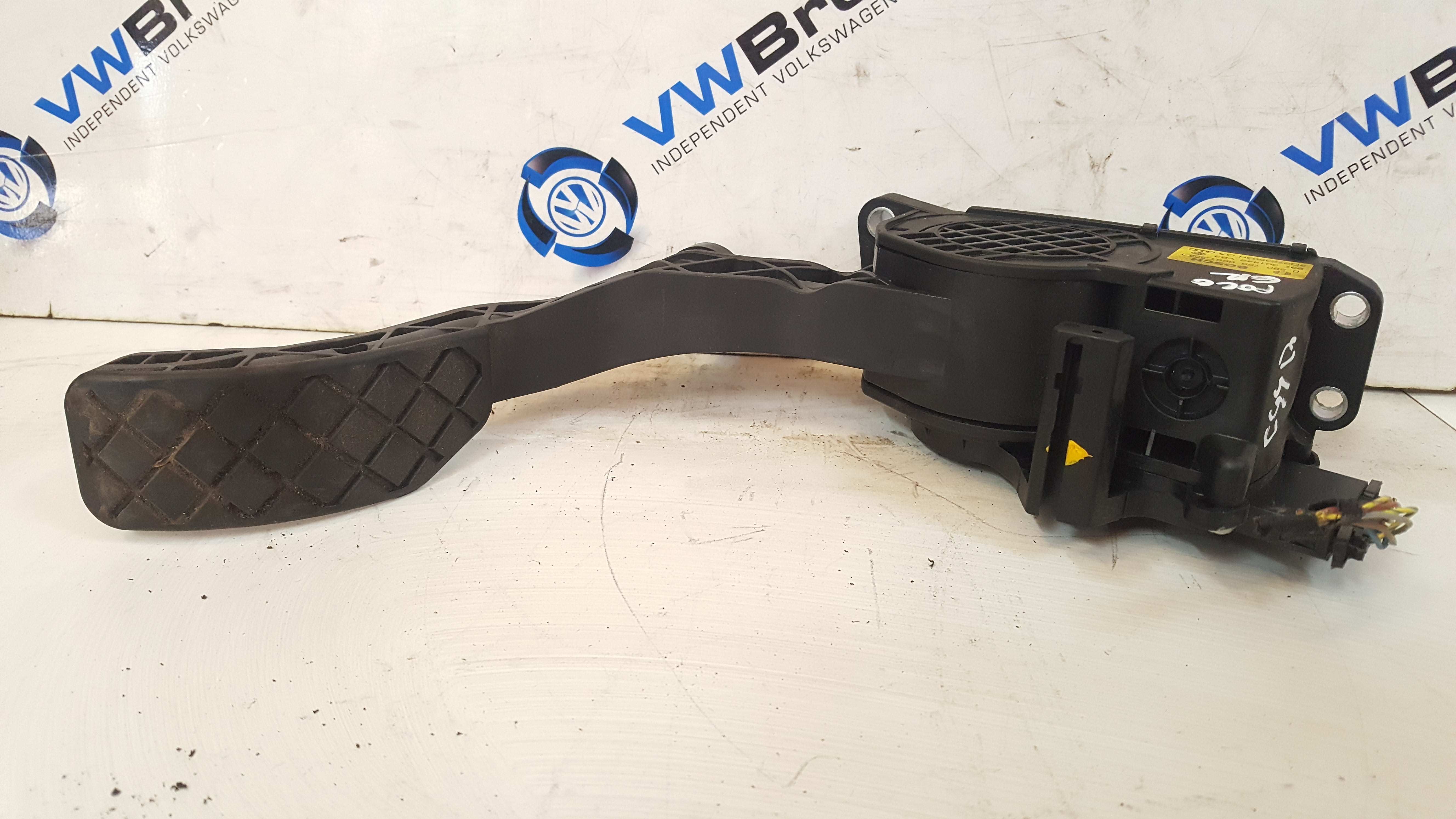 Volkswagen Polo 6R 2009-2015 Throttle Pedal Accelerator Electric 6Q2723503h