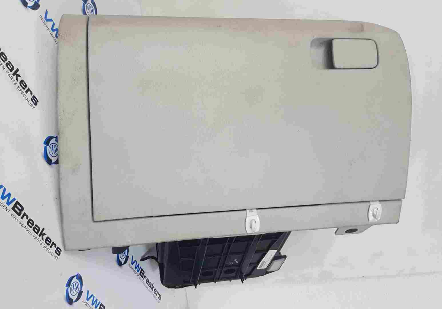 Volkswagen Polo 6R 6C 2014-2017 Dashboard Glove Box Compartment Light 6C2857097