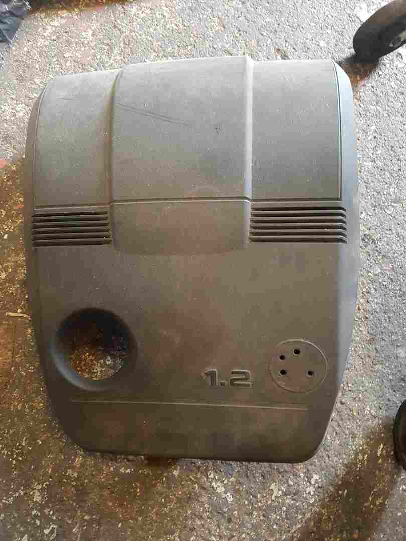 Volkswagen Polo 9N 2003-2006 1.2 Engine Cover Plastic 03D129601r