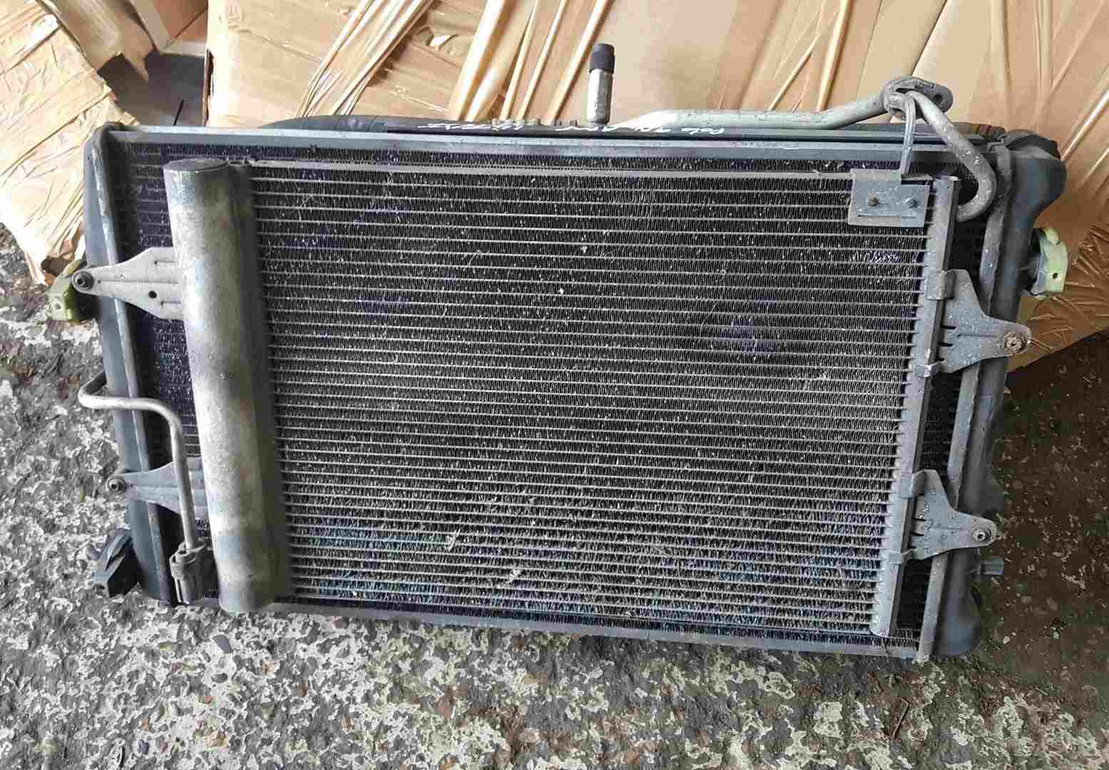 Volkswagen Polo 9N 2003-2006 1.4 TDi Radiator Rad Pack Cooling Fan 6Q0121253R