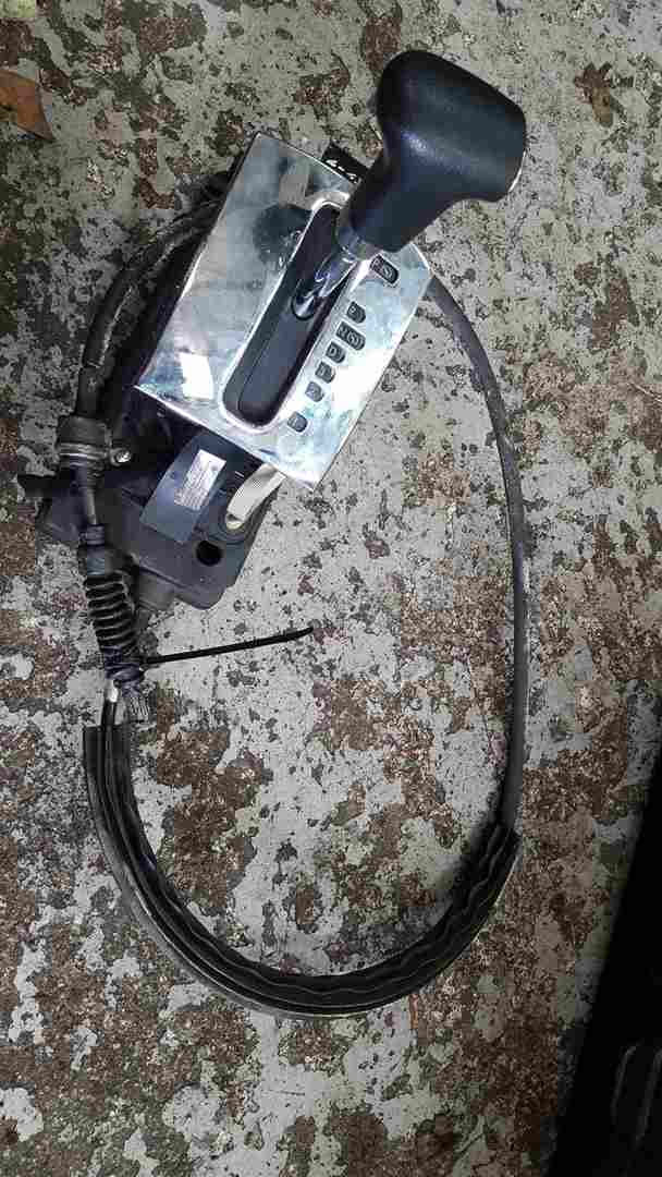 Volkswagen Polo 9N 2003-2006 Automatic Gearstick Lever Shifter Mechanism + Cable
