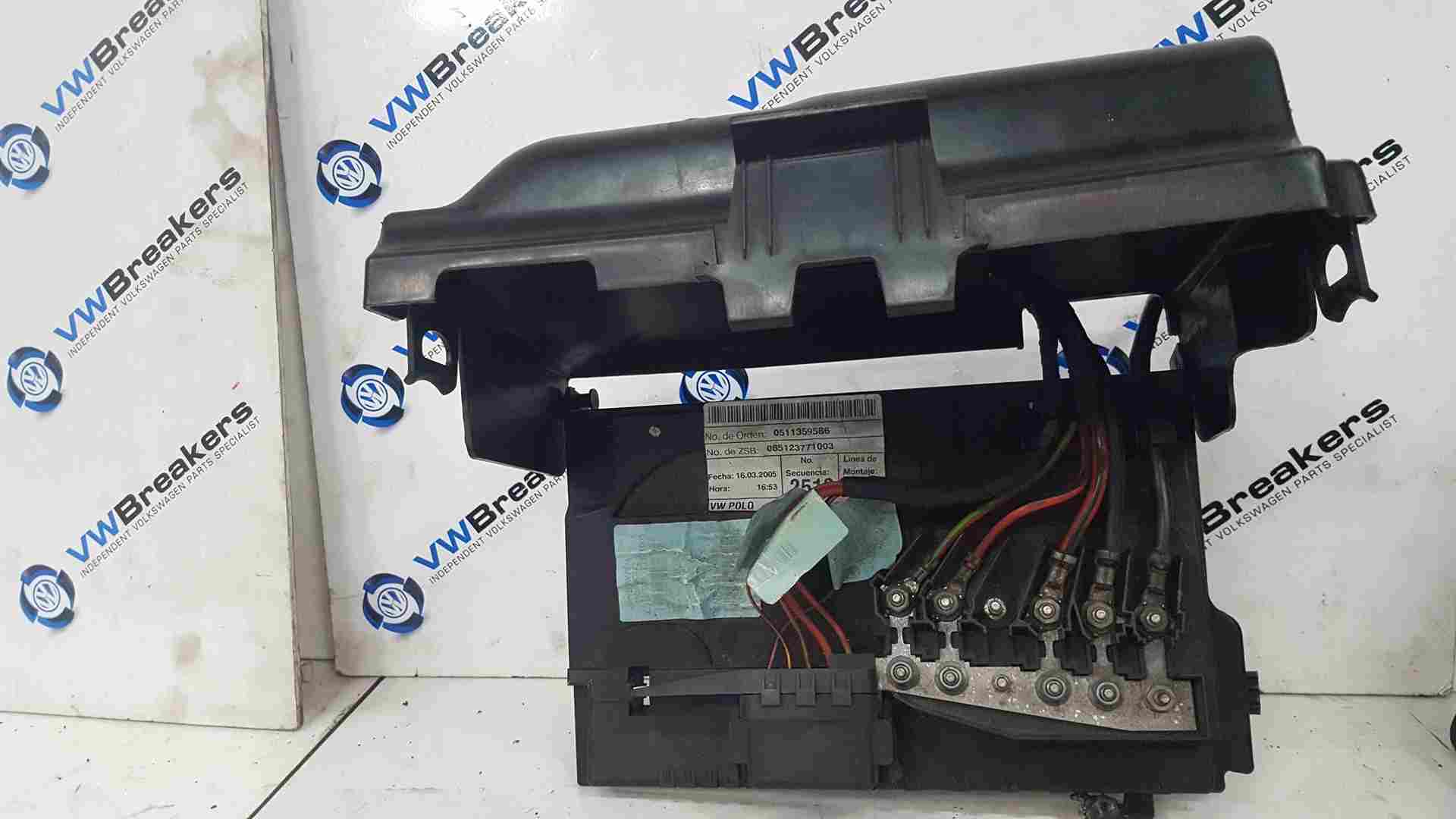 Volkswagen Polo 9N 2003-2006 Battery Terminal Holder + Cover lid 6q0915429d