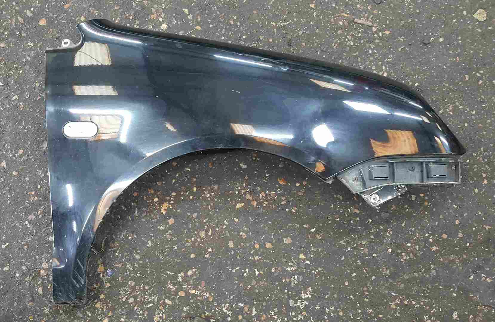 Volkswagen Polo 9N 2003-2006 Drivers OS Wing Black L041