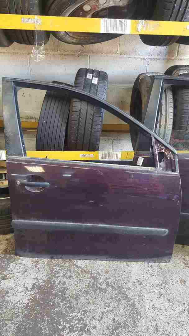 Volkswagen Polo 9N 2003-2006 Drivers OSF Front Purple RED Rosewood Lc3w 5dr