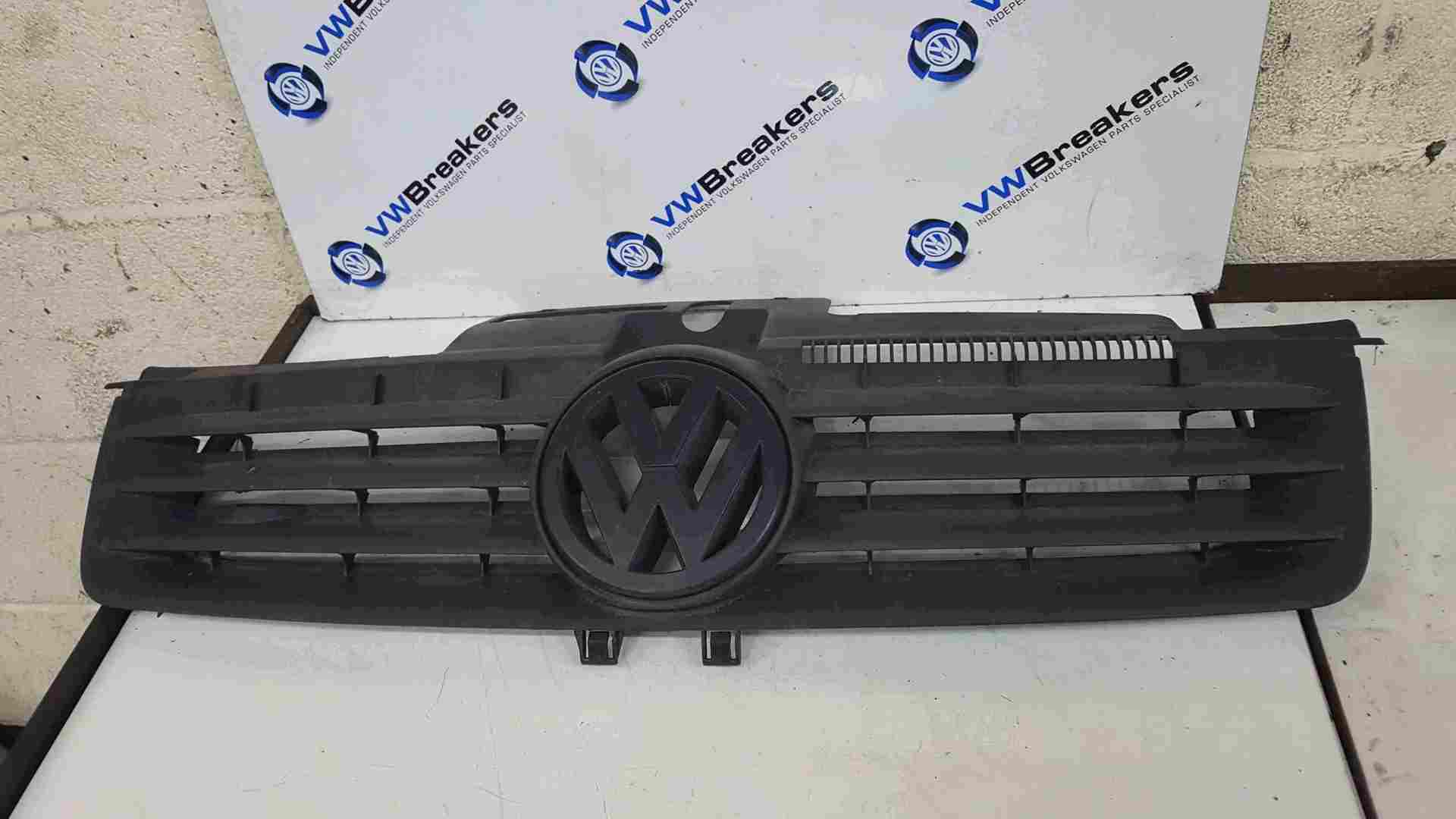 Volkswagen Polo 9N 2003-2006 Front Bumper Grill Badge Plain Black