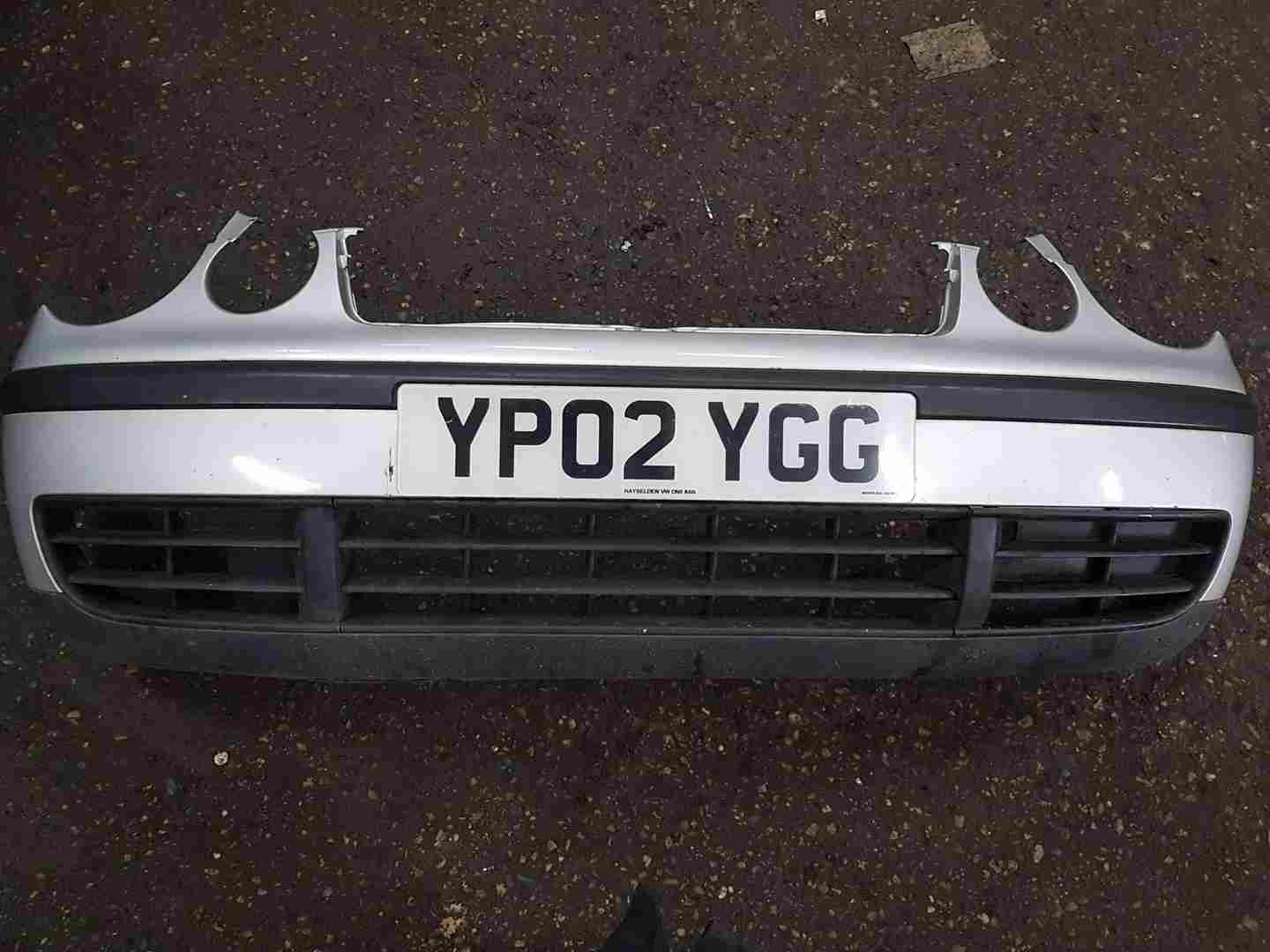 Volkswagen Polo 9N 2003-2006 Front Bumper Silver La7w