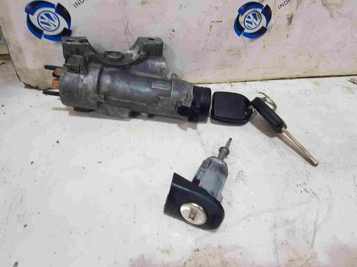 Volkswagen Polo 9N 2003-2006 NEW Beetle Ignition Barrel + KEY 4B0905851c