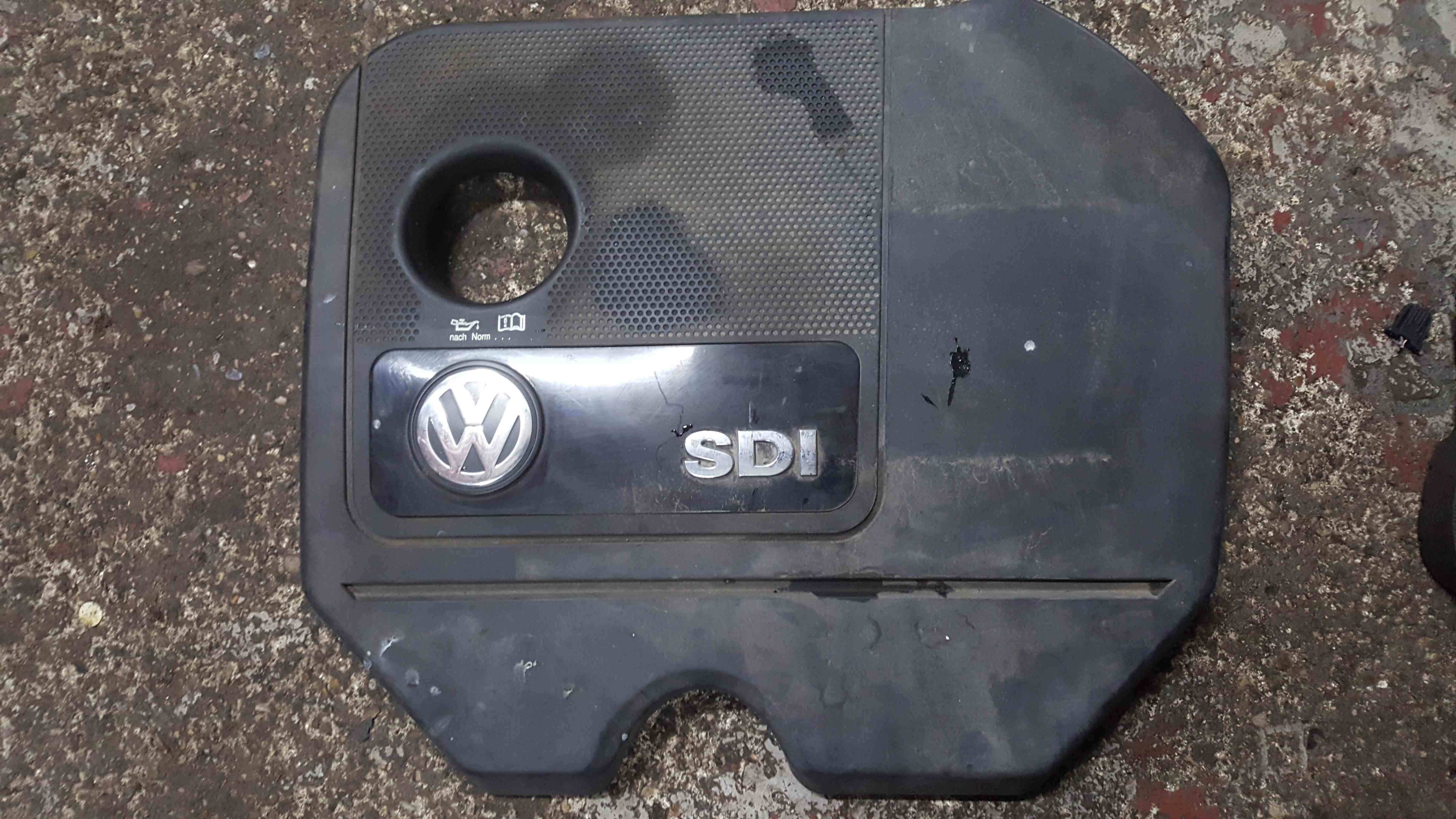 Volkswagen Polo 9N 2003-2006 SDI Engine Cover 038103925EE