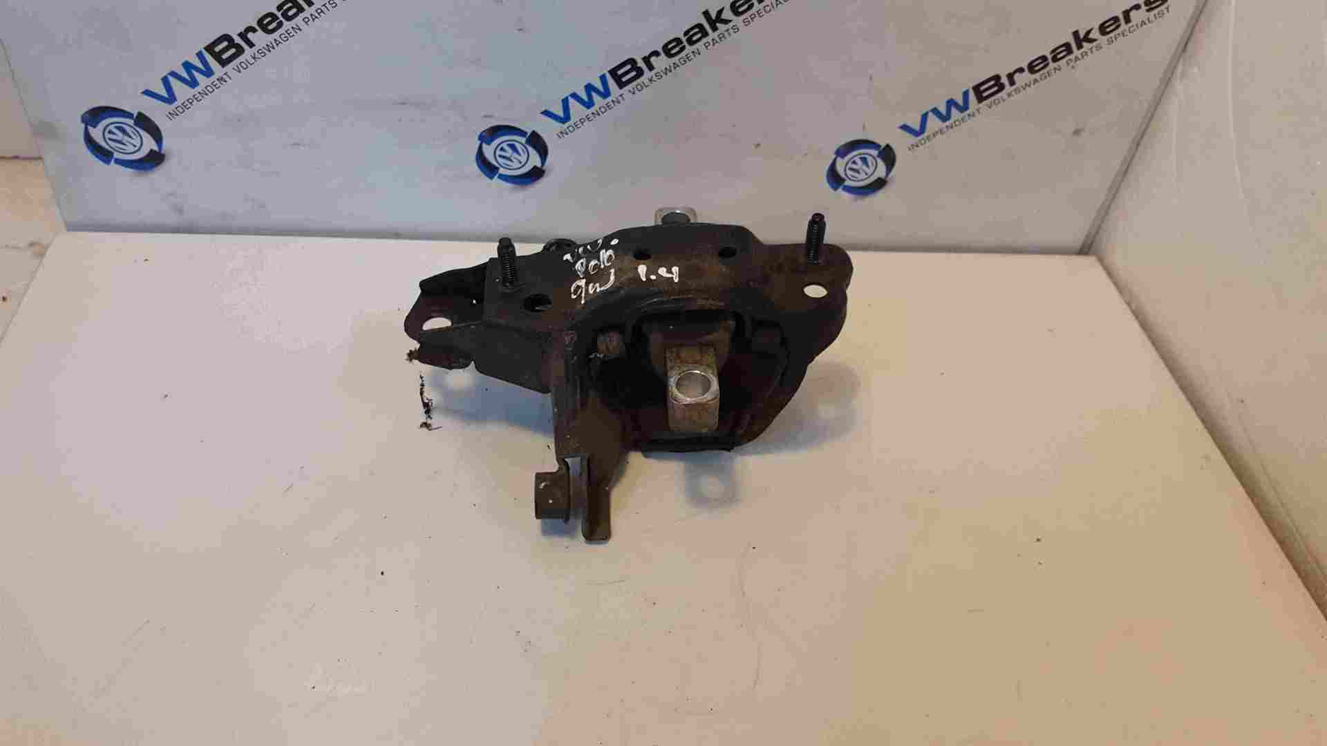 Volkswagen Polo 9N3 2006-2008 1.4 Gearbox Mount 6Q0199555